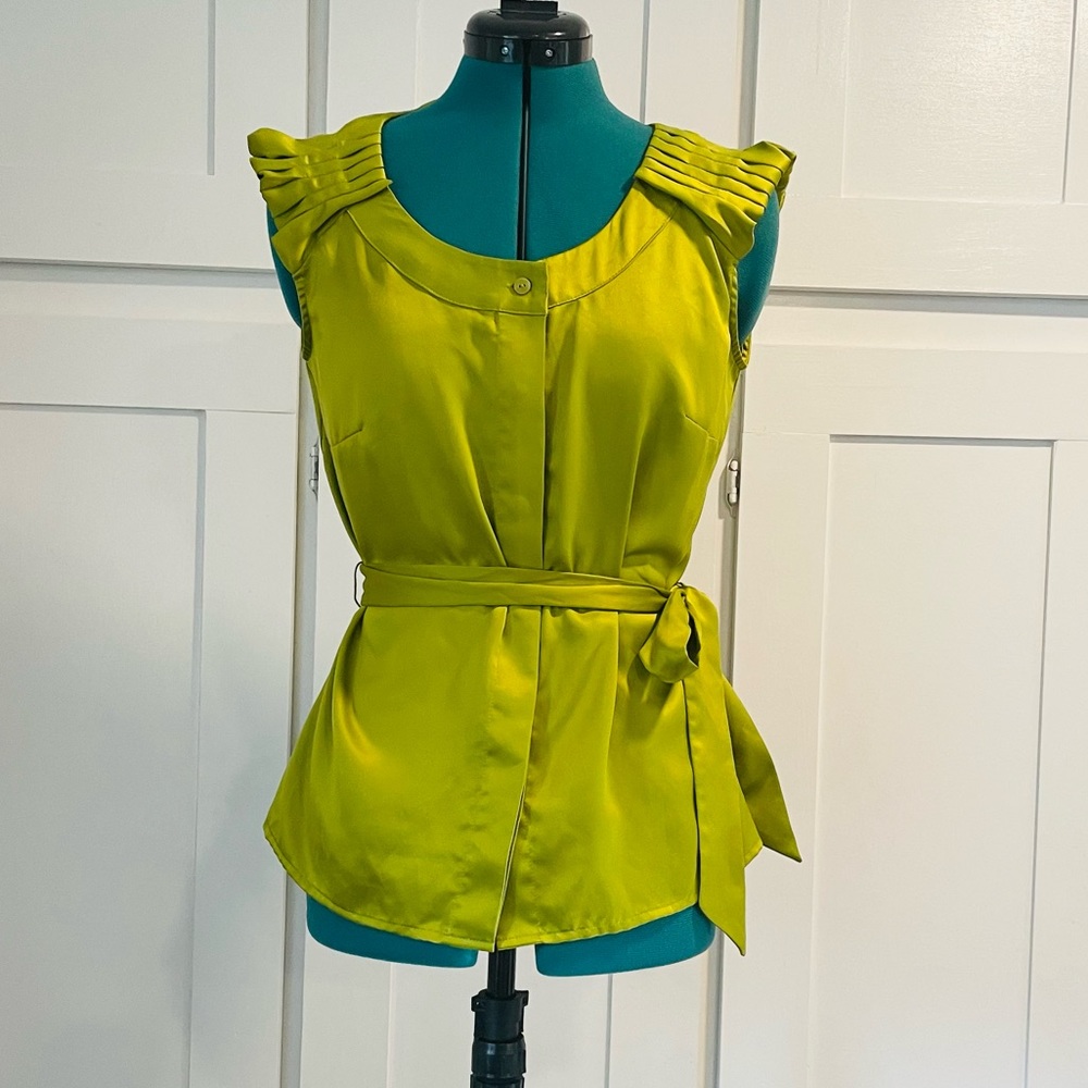 NWOT Chartreuse top